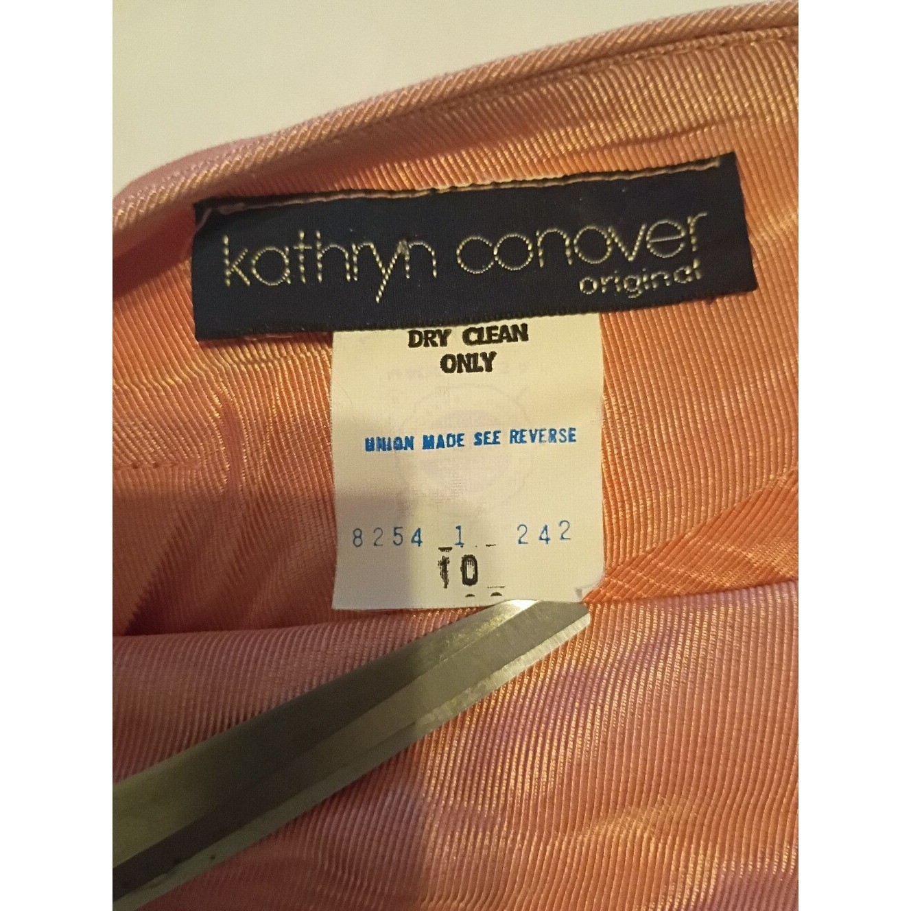 VTG Kathryn Conover Peach 1980’s V-Neck Midi Dress Sz 10