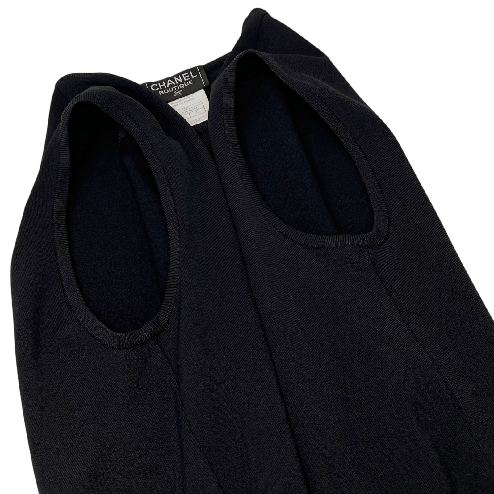 CHANEL Vintage 98P CC Logo Knit Tank Top #42 Round Neck Spandex Black Rayon
