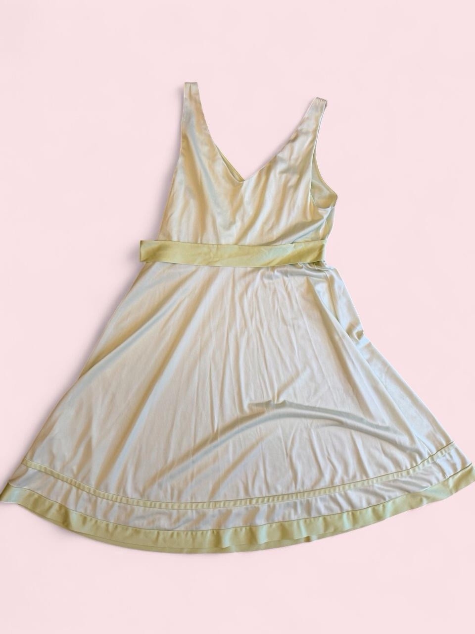 Vintage 70’s Pistachio Shadowline nightgown babydoll style with button up front