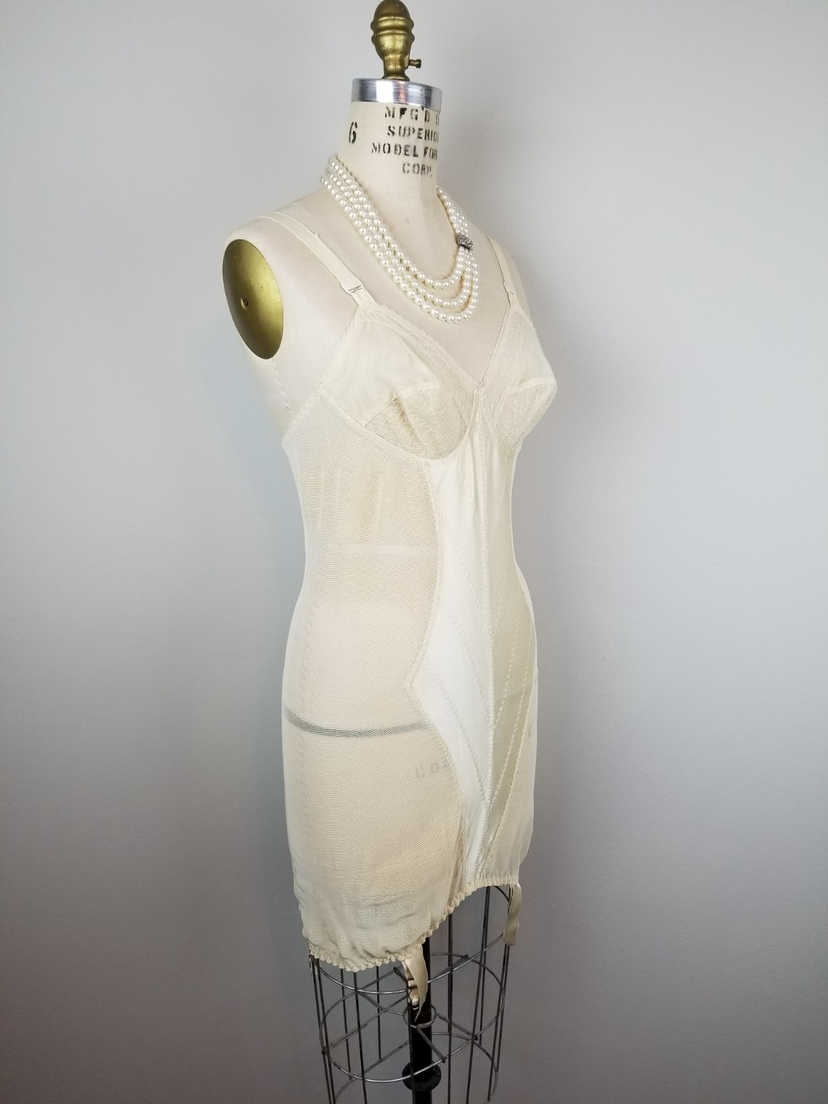 Vintage 1950 Corselette Shapewear Slip Garter Pin Up Ivory Lace & Mesh Size 34B