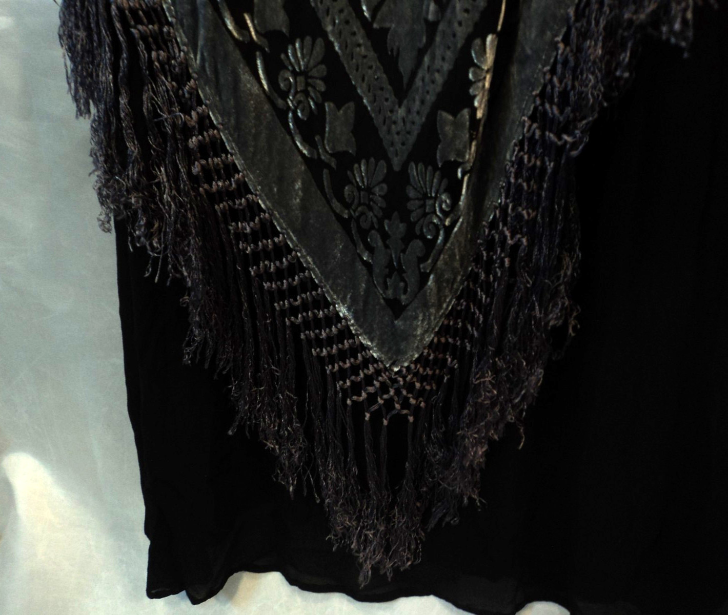 Vintage Aris A Y2K Silk Blend Burnout Velvet Fringe Maxi Dress Sz L
