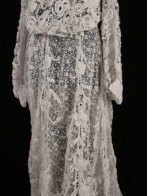 EXCEPTIONAL RARE FRENCH VICTORIAN ERA IRISH CROCHET LACE WEDDING DRESS SIZE 4-6