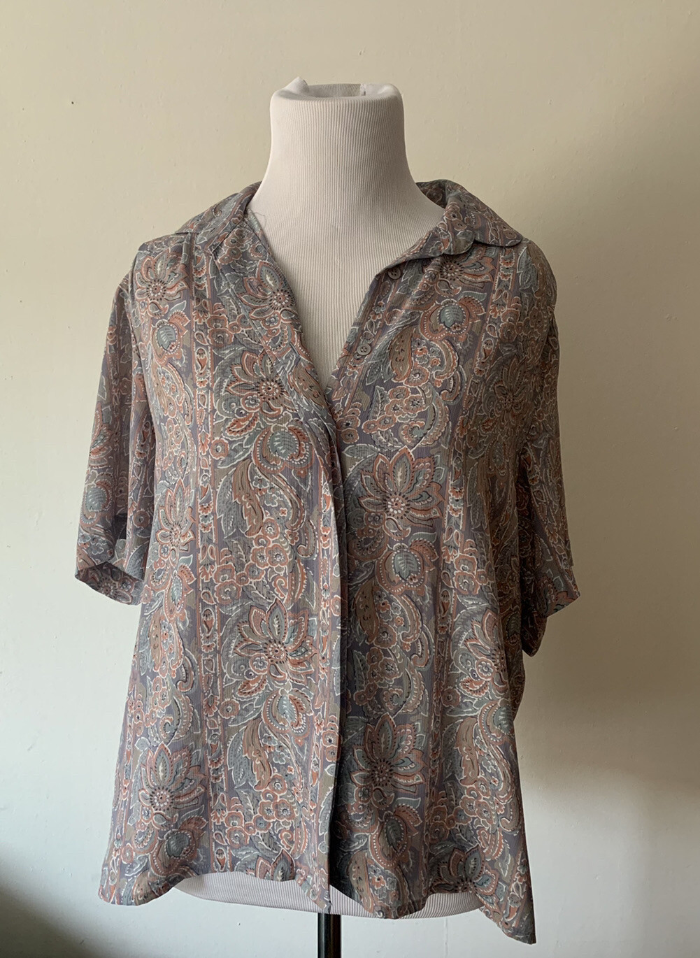 Vintage Personal Petites Sheer Floral Button Down Blouse Women’s Size 14