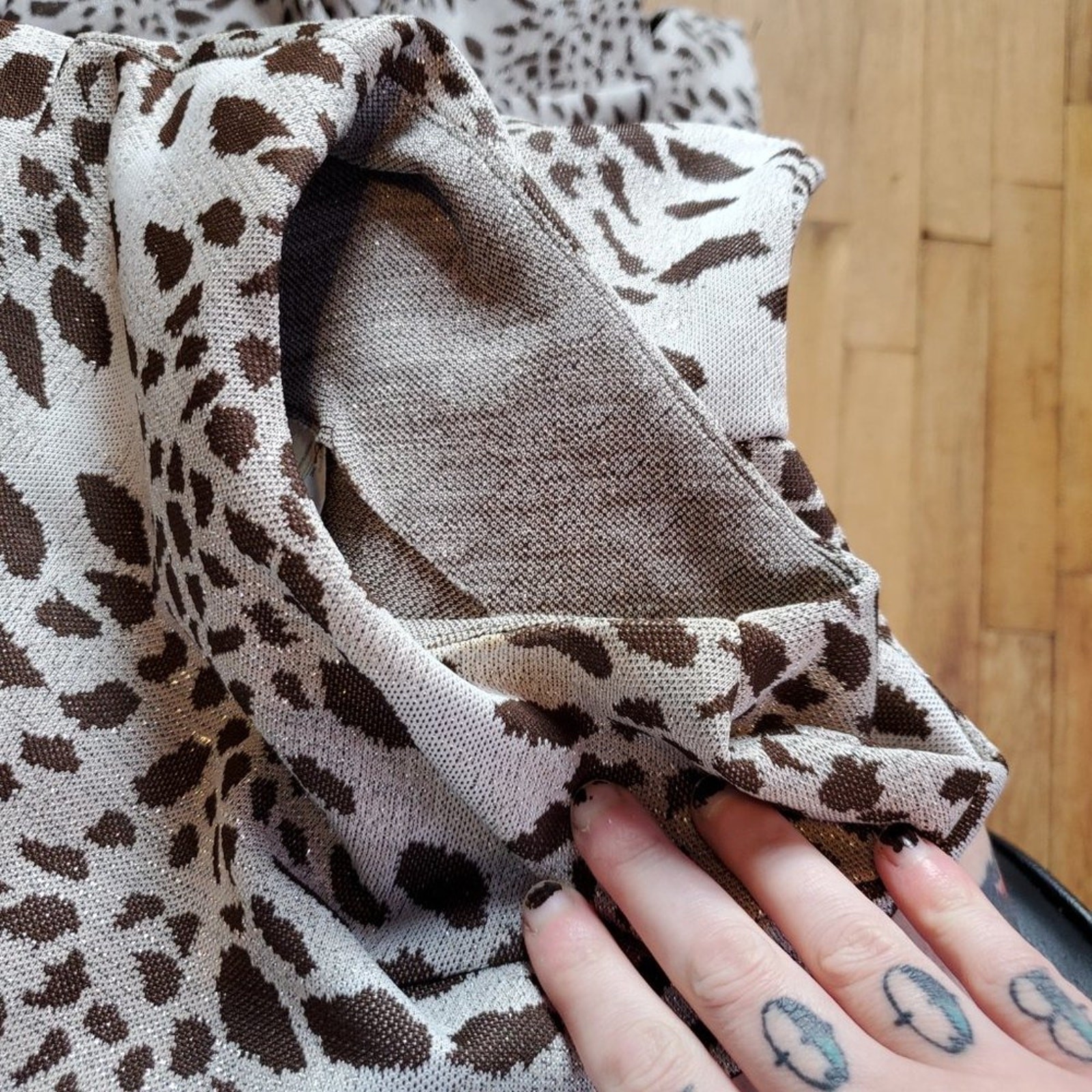 Vintage 70’s 80’s Gray Brown Cheetah Leopard Print Pattern Maxi Dress Gown
