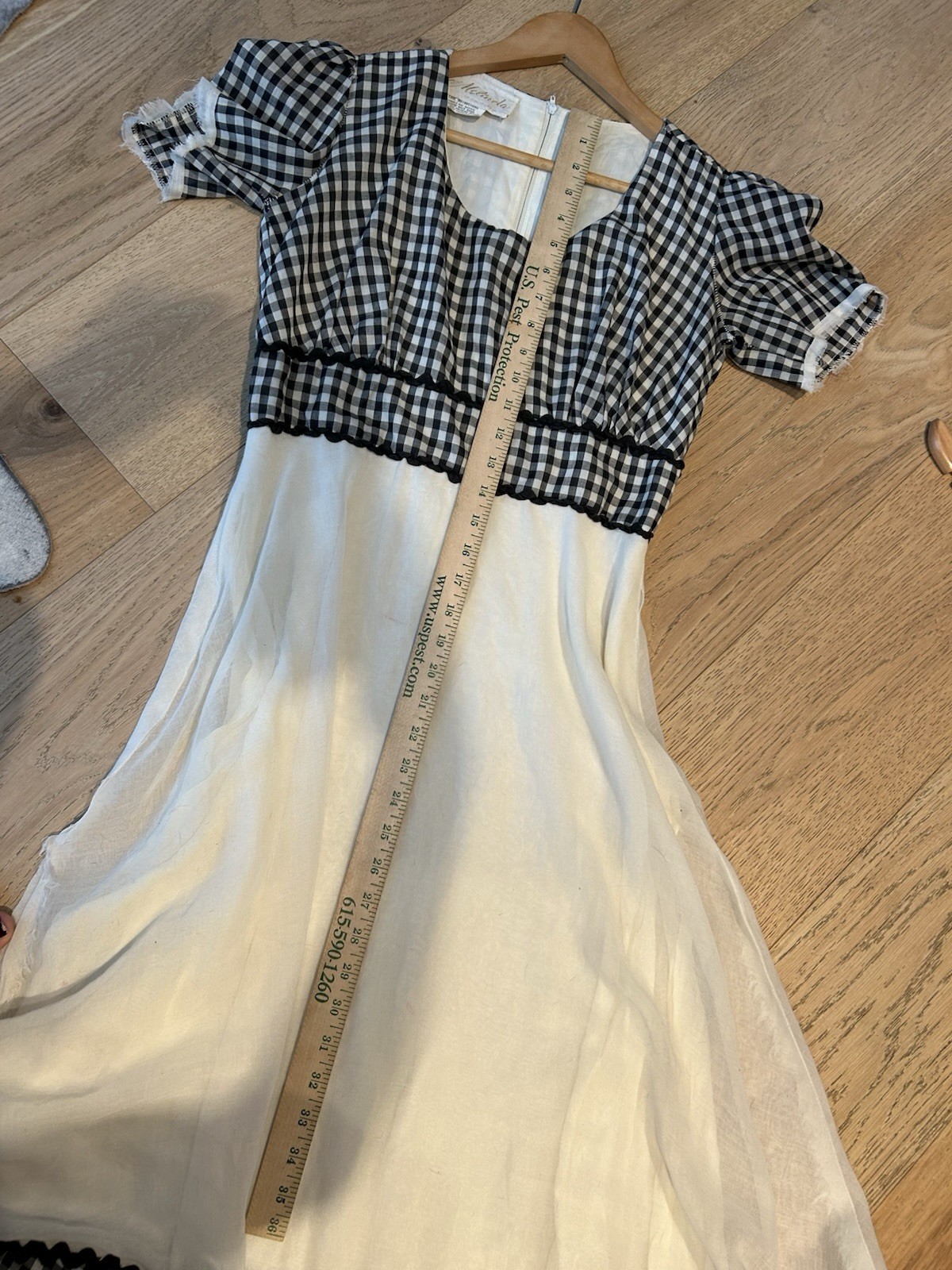Vintage 1970’s Melinda Dresswome’s White Gingham Maxi Prairie Cottage Core