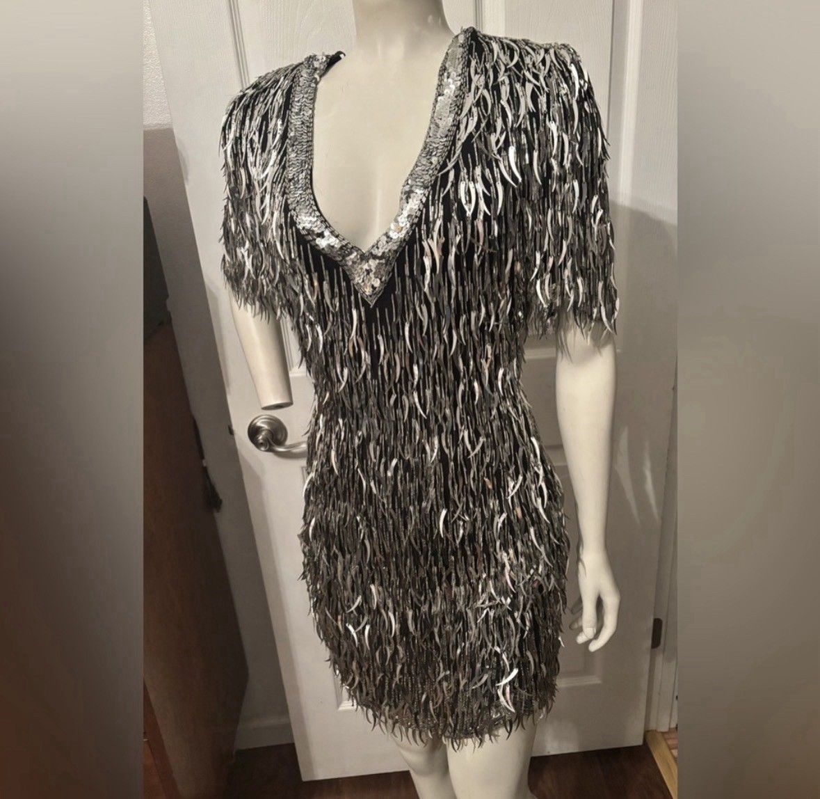 Vintage ShoMax Silver Metallic Tassil Mini Dress s