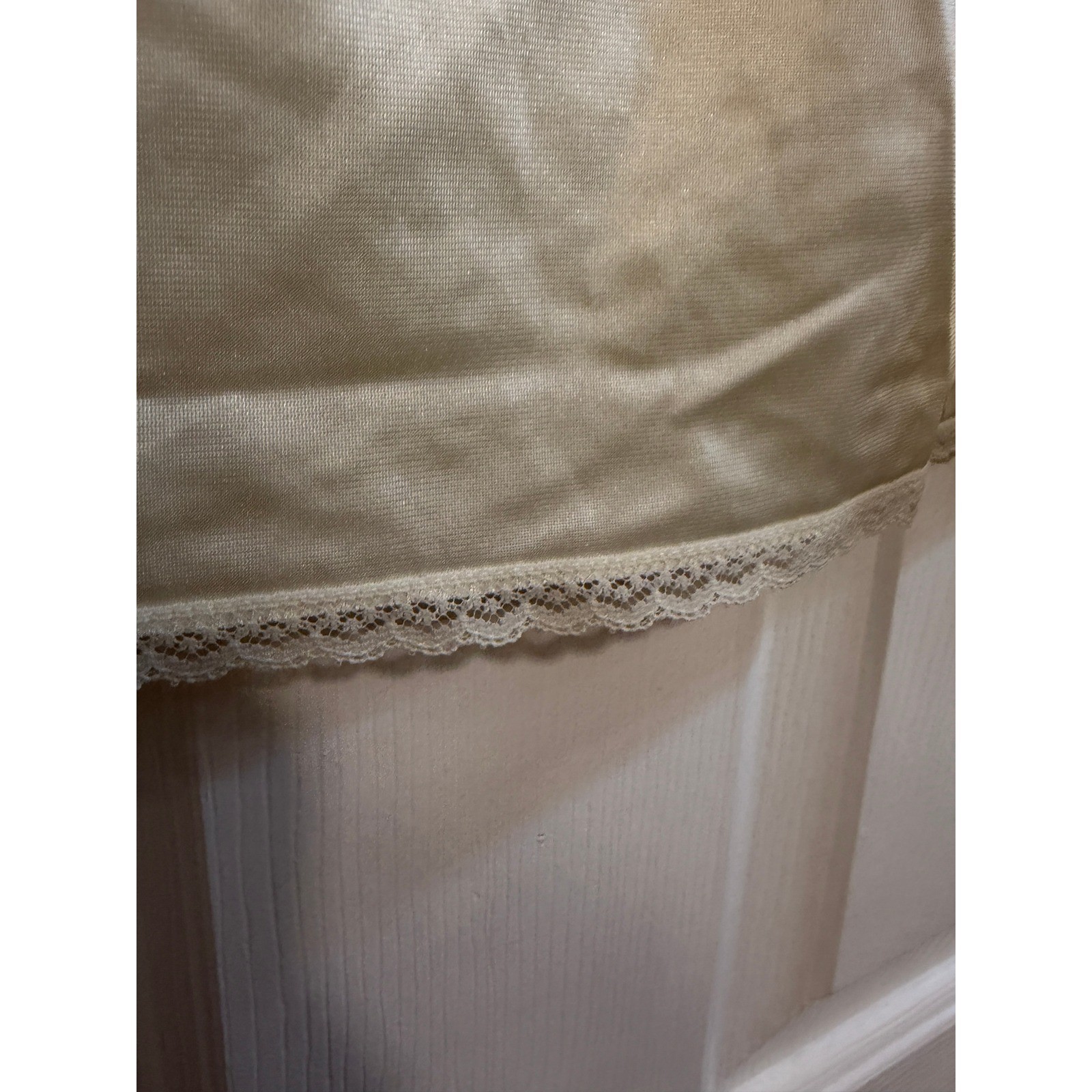 Vanity Fair Vintage 90s Ivory Nylon Half Slip Lace Trim Cream Off White Large