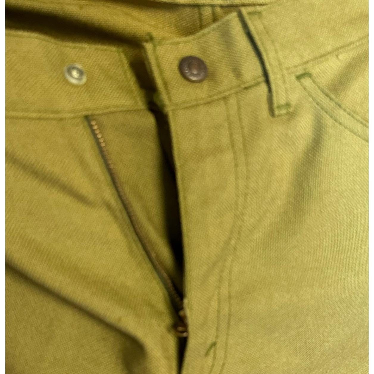 Vtg Levi’s for Gals Sta-Prest Big E Avocado Green Pants Jeans 27″ Waist NOS