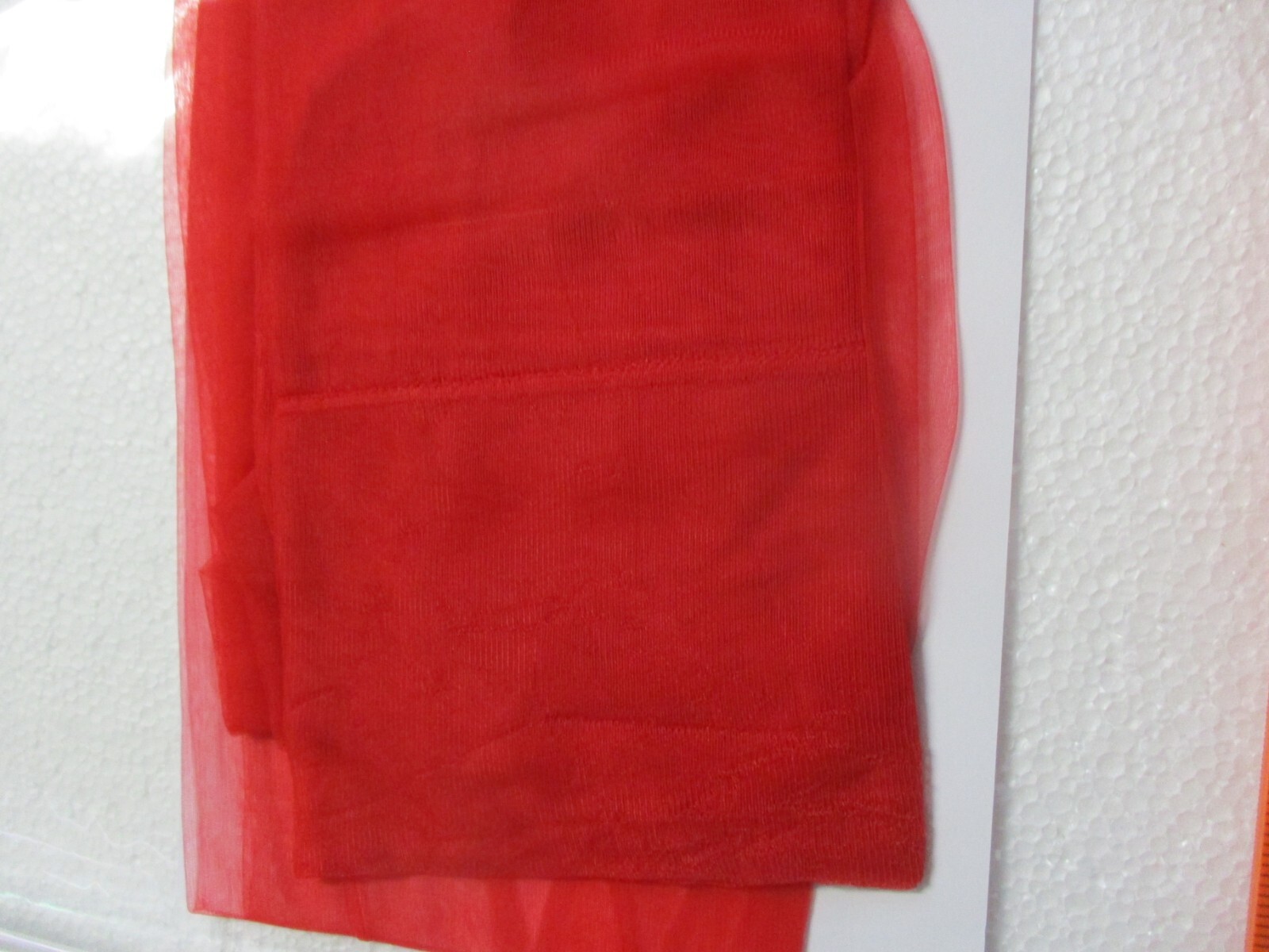 1PR VINTAGE UNBRANDED RHT SHEER SHINY FLAT KNIT NYLON STOCKINGS 12 LONG 40″ RED