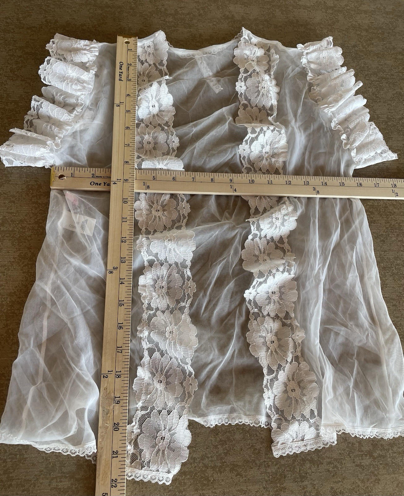 Vintage Avon Fashions Sheer Robe Lingerie Coverup Lace Trim Sz S White Negligee