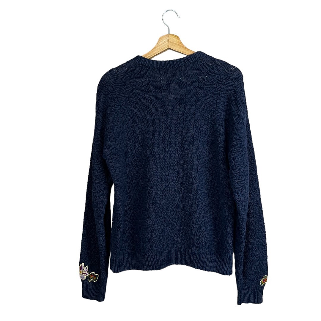 Vintage 80s 90s Navy Hand Knit Sweater w/ Floral Detail & Gold Stitching M/L