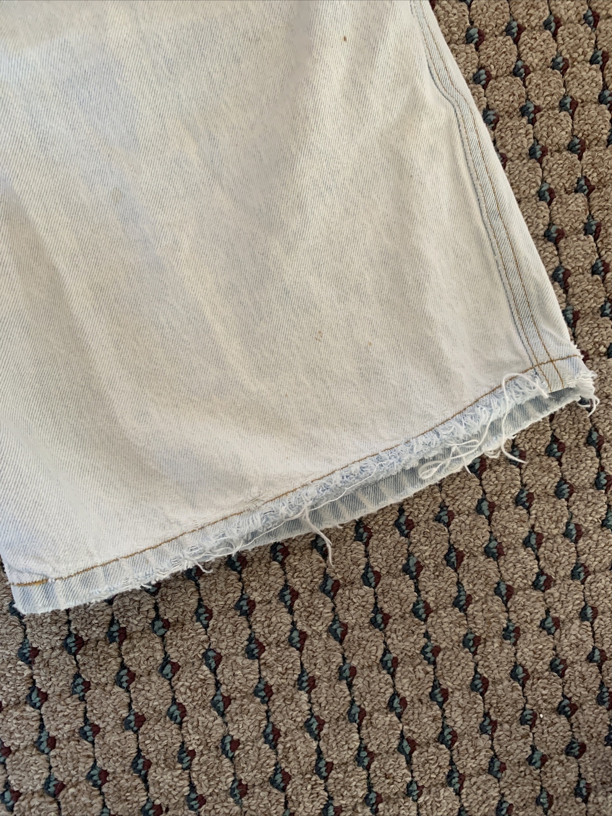 Vintage 1990s Memphis Stone Wash Denim Mom Jeans Shorts – Button fly