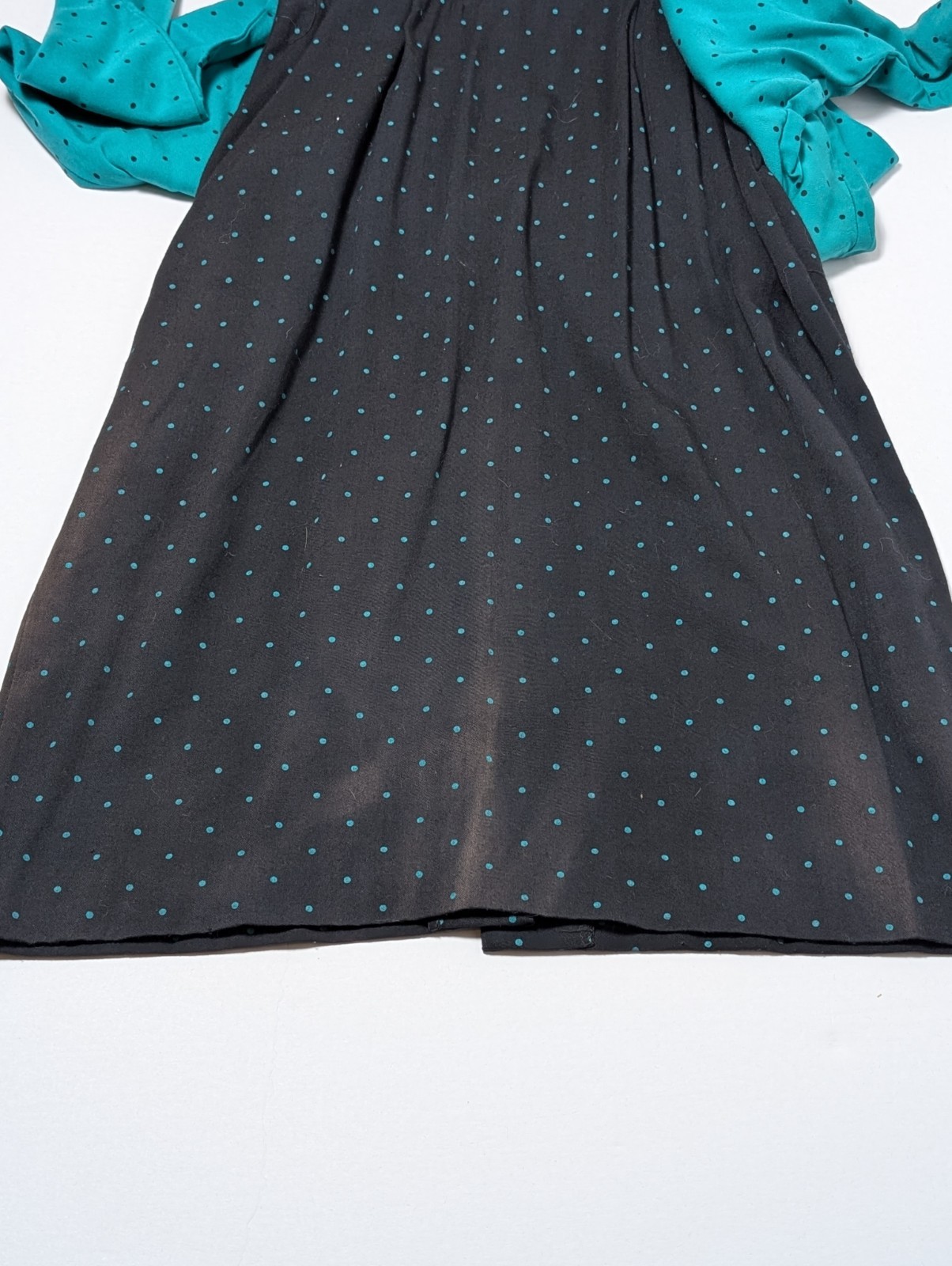 Vtg. 1980’s Women’s Rabbit Designs Belted Green/Black Polka Dot L/S Dress Size 8