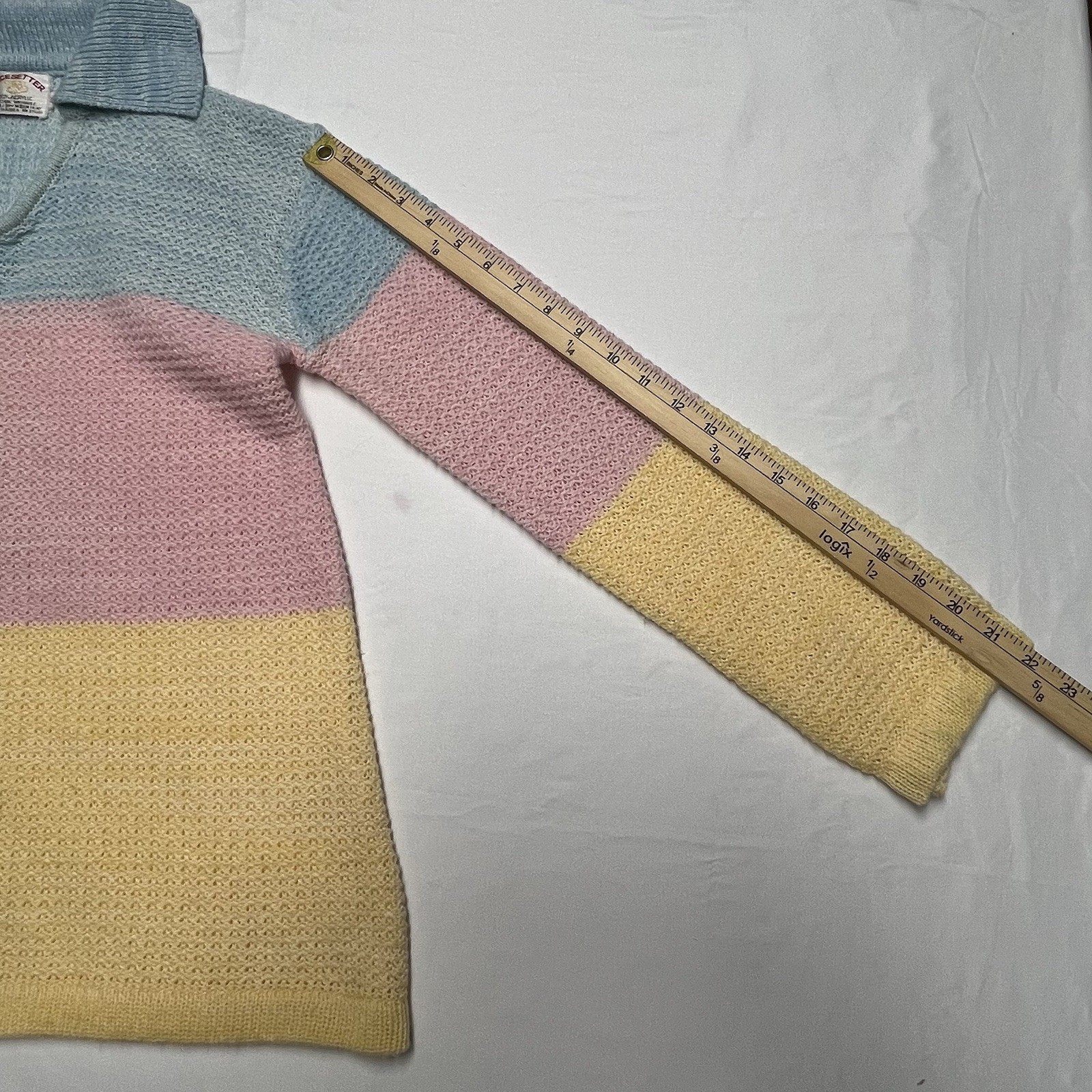 Vintage Pacesetter Knit Blue Yellow pink Sweater m