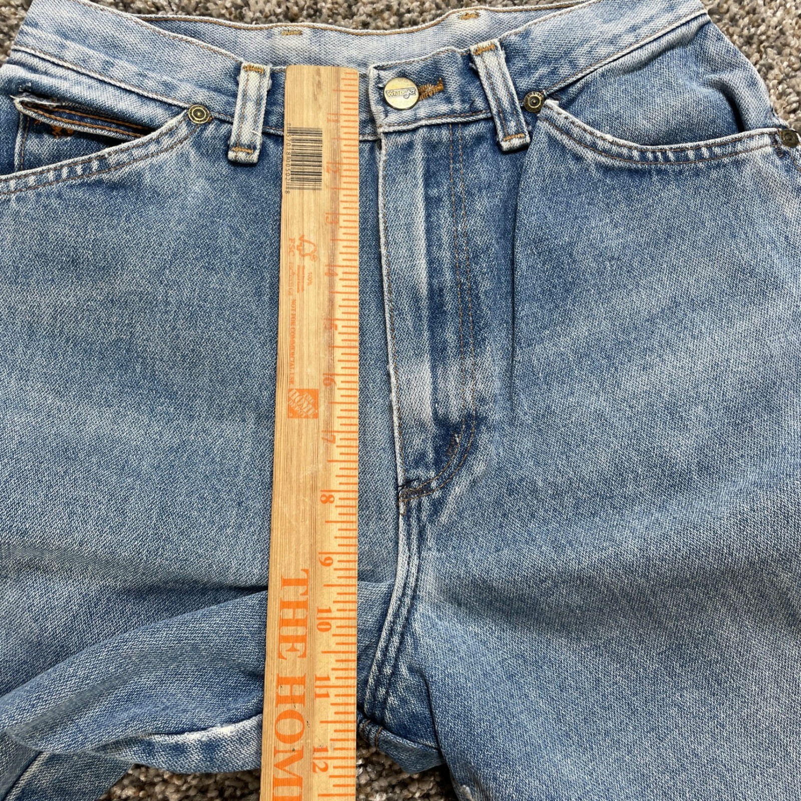 Vintage Wrangler Women 25×32 Jeans USA Made Light Wash High Rise Straight Leg