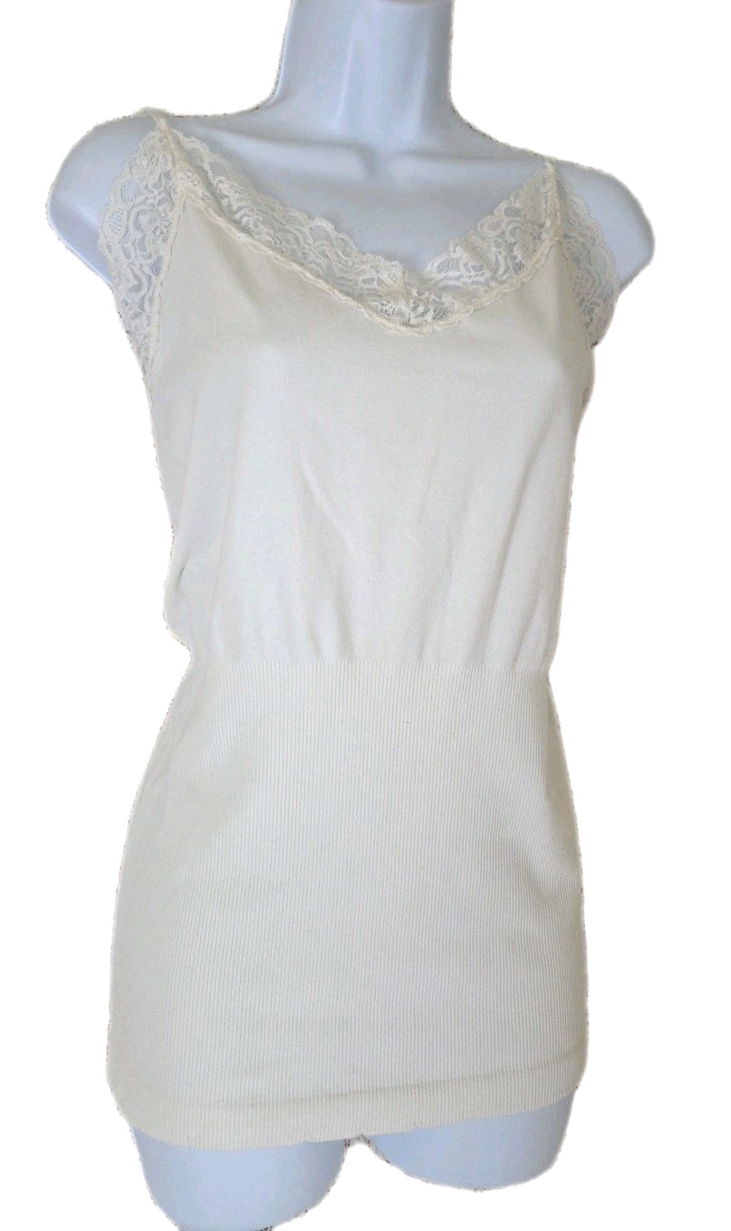 Y2K Cami Top 18 to 24 Ivory Ribbed Tagless Seamless Adjustable Straps Last Exit