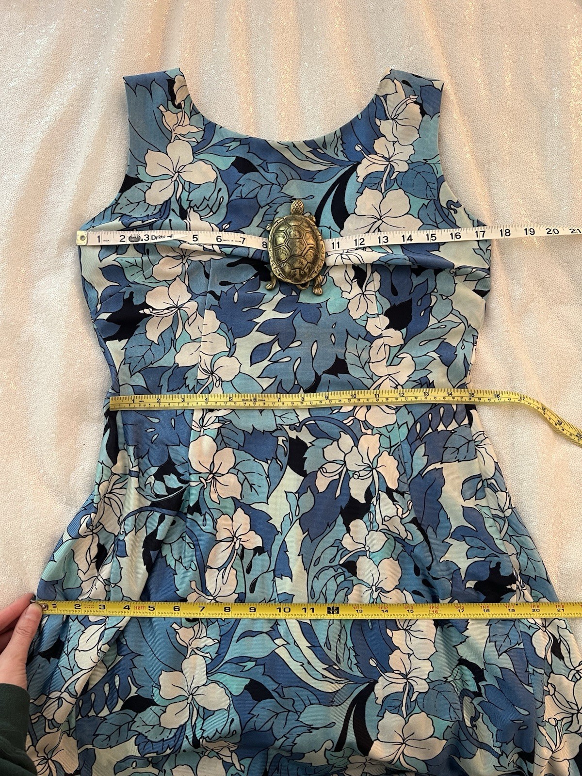 1960s 1970s Vintage Hookano Hawaii Blue Floral Dress with Watteau Back – Sm Md