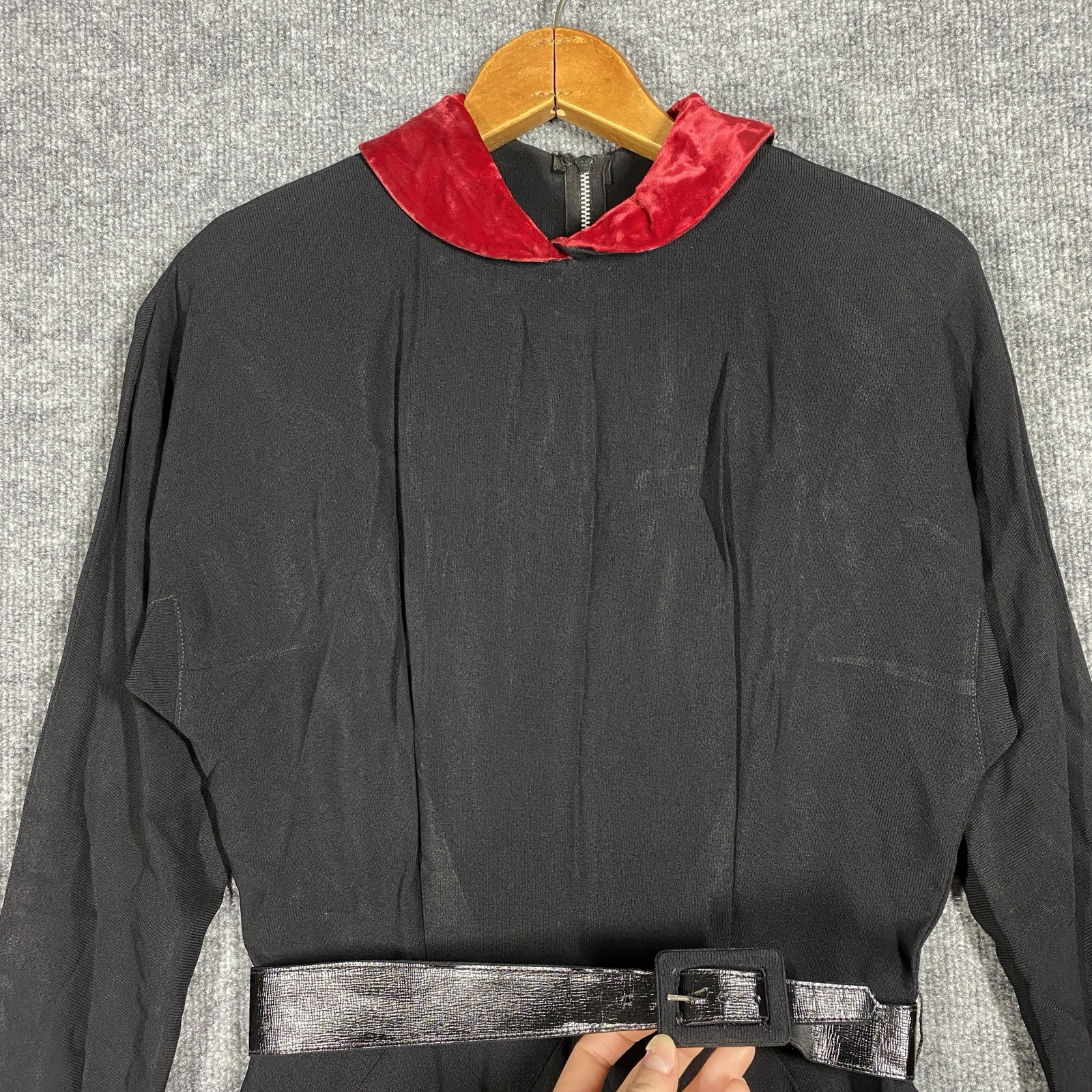 VINTAGE 40s 50s Georgia Wells Black Rayon Red Velvet Dress Belt Long Sleeve
