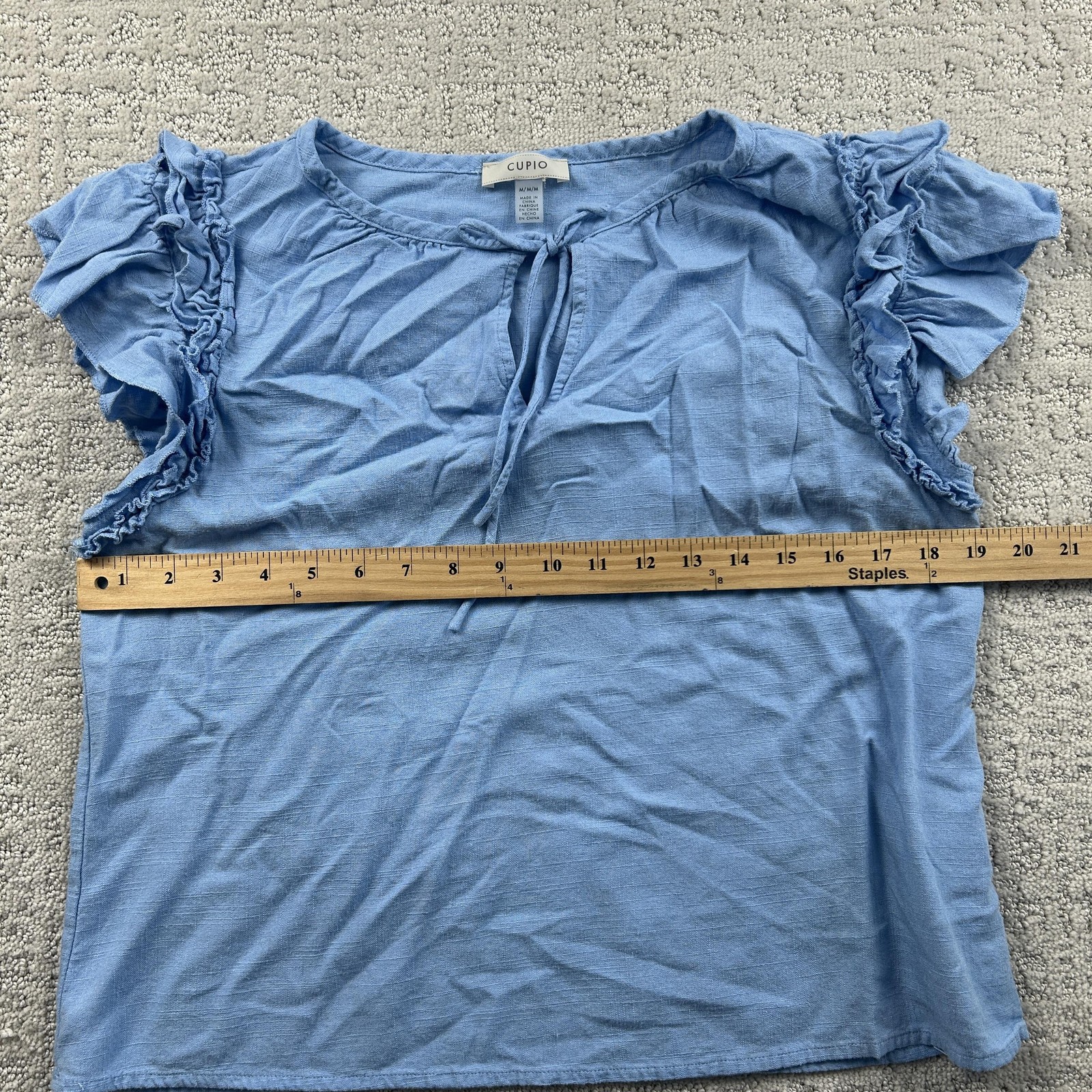 CUPIO Shirt Womens M Blue Linen Blend Embellished Everyday Casual Ruffle Sleeves