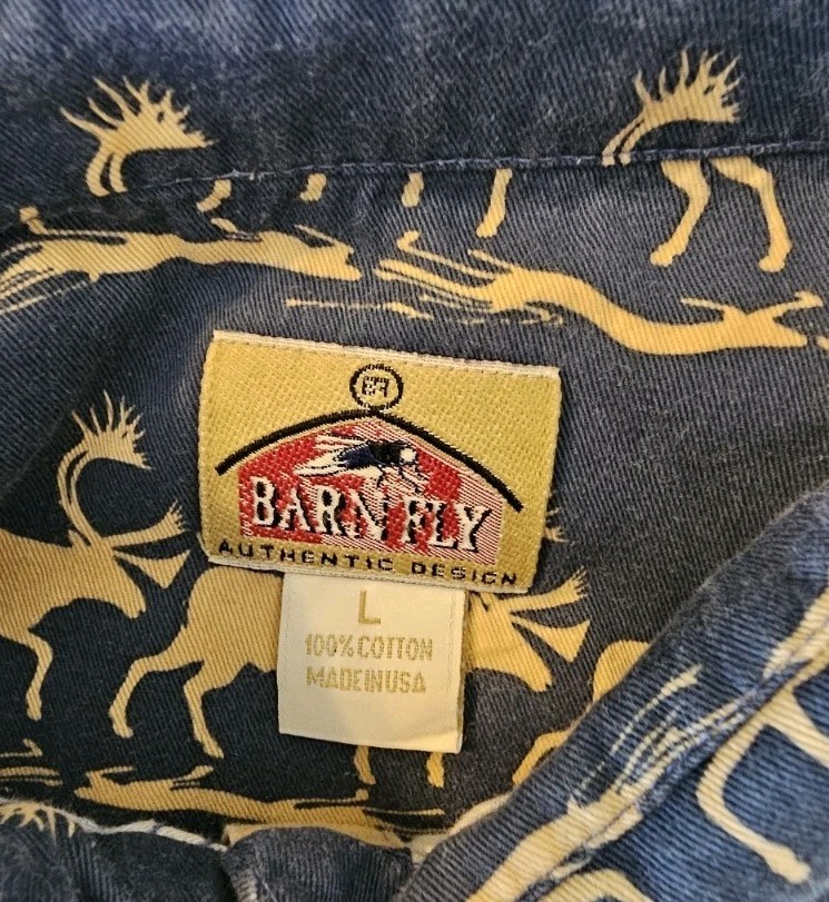 Vtg Barn Fly Casual Button Up Shirt Womens Size L Navy Elk All Over Pattern