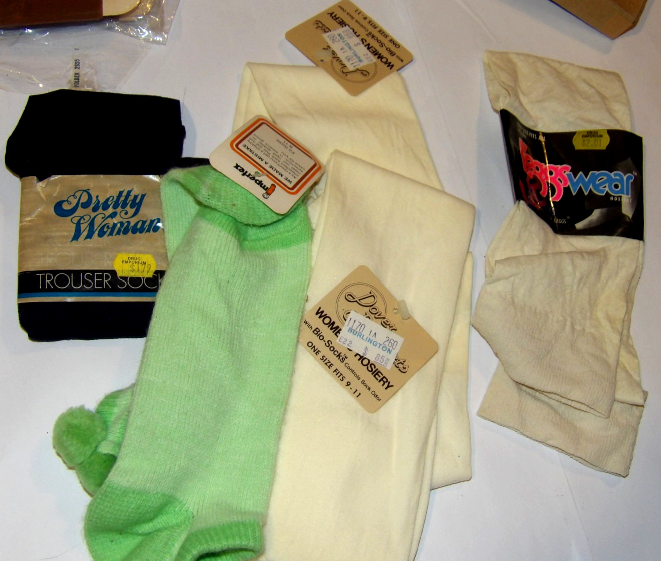 30+ PAIR VINTAGE 1970s NYLON STOCKINGS! HANES/PENNEYS/SEARS/BURLINGTON/K-MART/++
