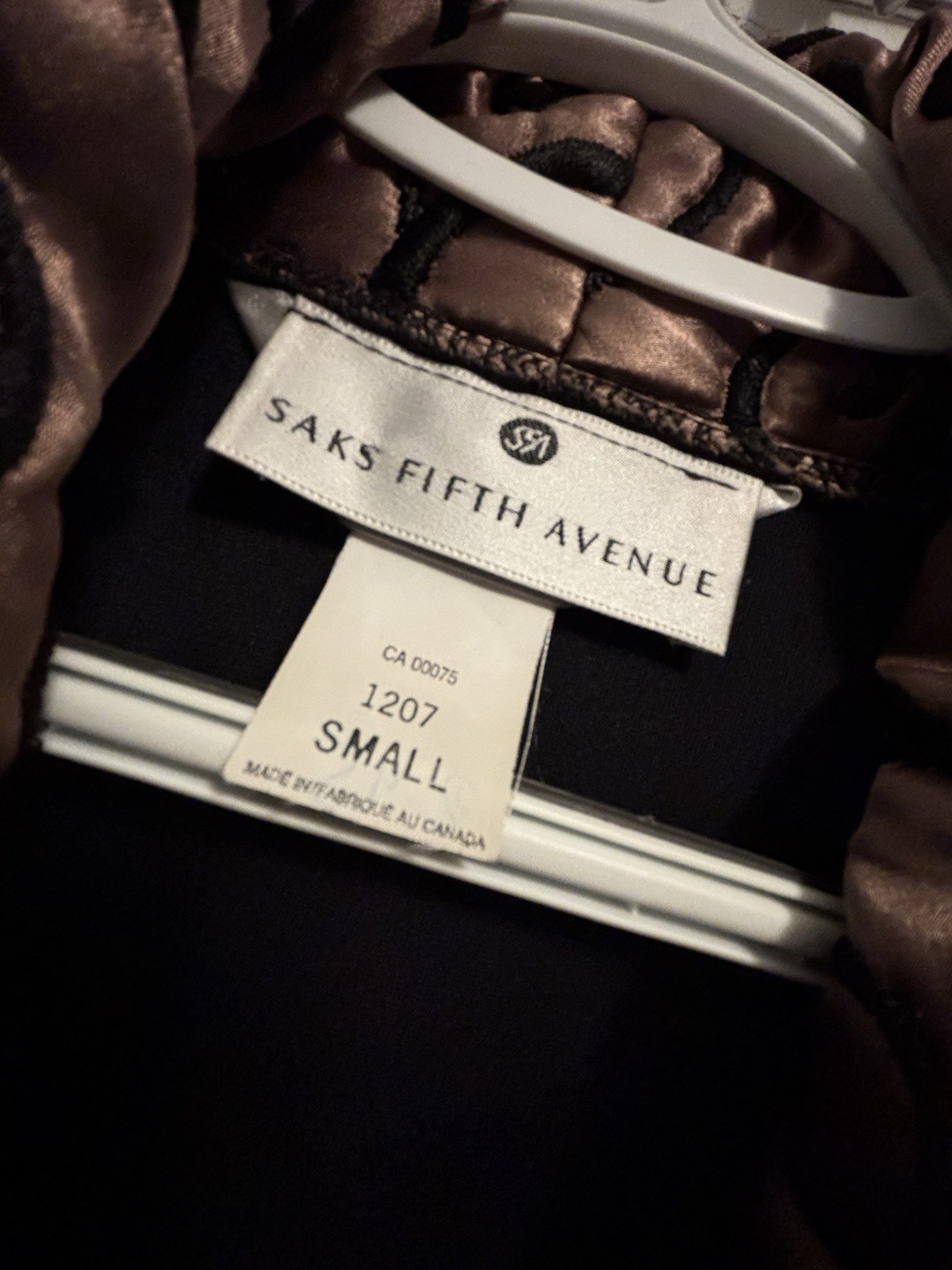 Saks Fifth Avenue Diamond Tea Vintage Black Velour Women’s Embroidered Robe