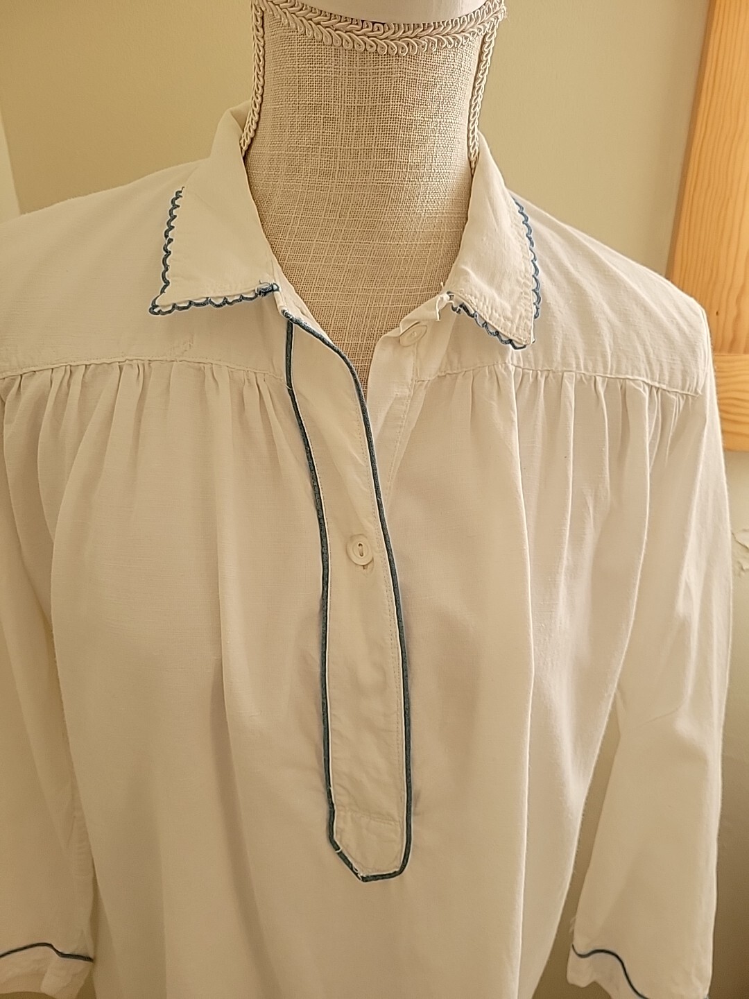 Vintage 40s European Nightgown Large 46