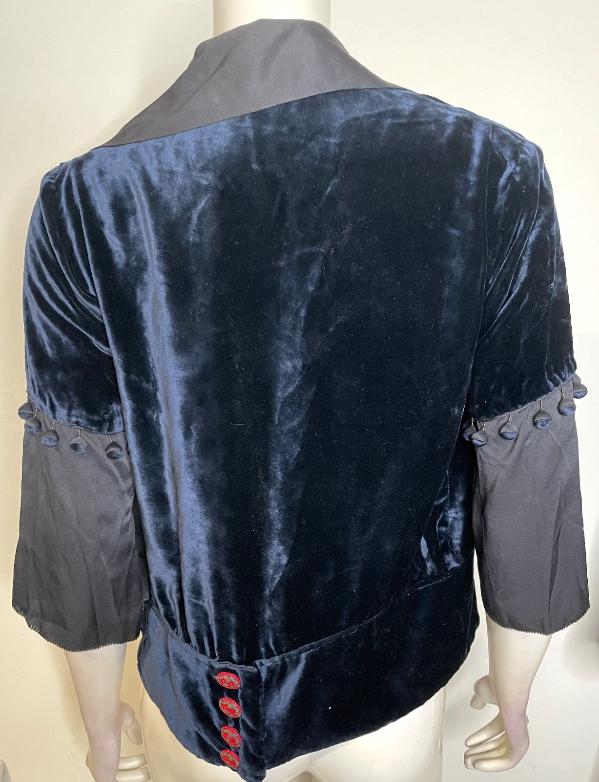Antique 20s Art Deco Navy Blue Velvet Jacket S M Beaded Trim Button Detail