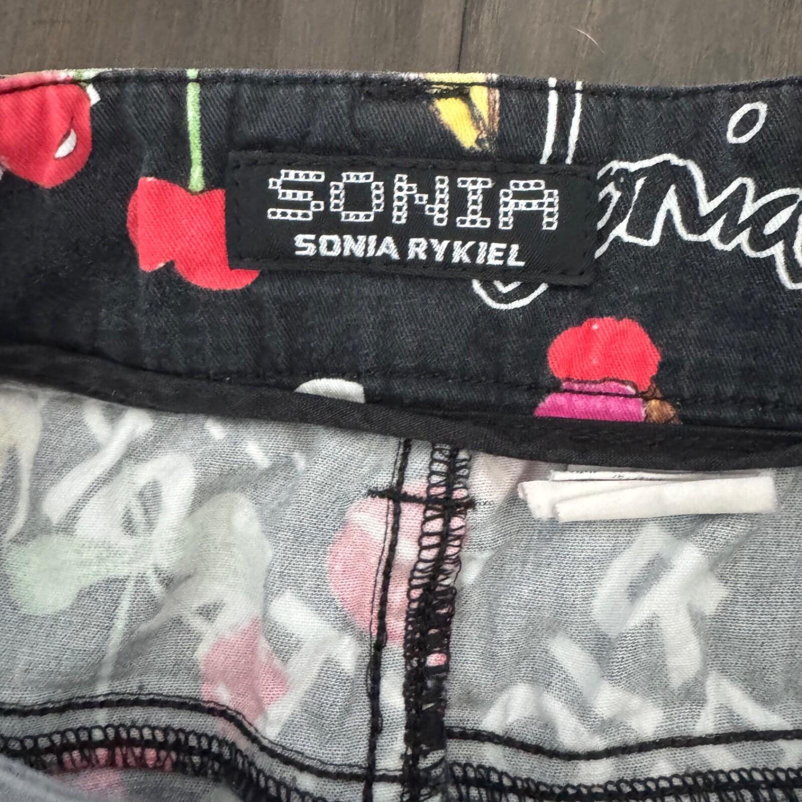 Gorgeous Vintage 90s Sonia Rykiel Fruit Print Mini Skirt 90s Cotton Sz 42