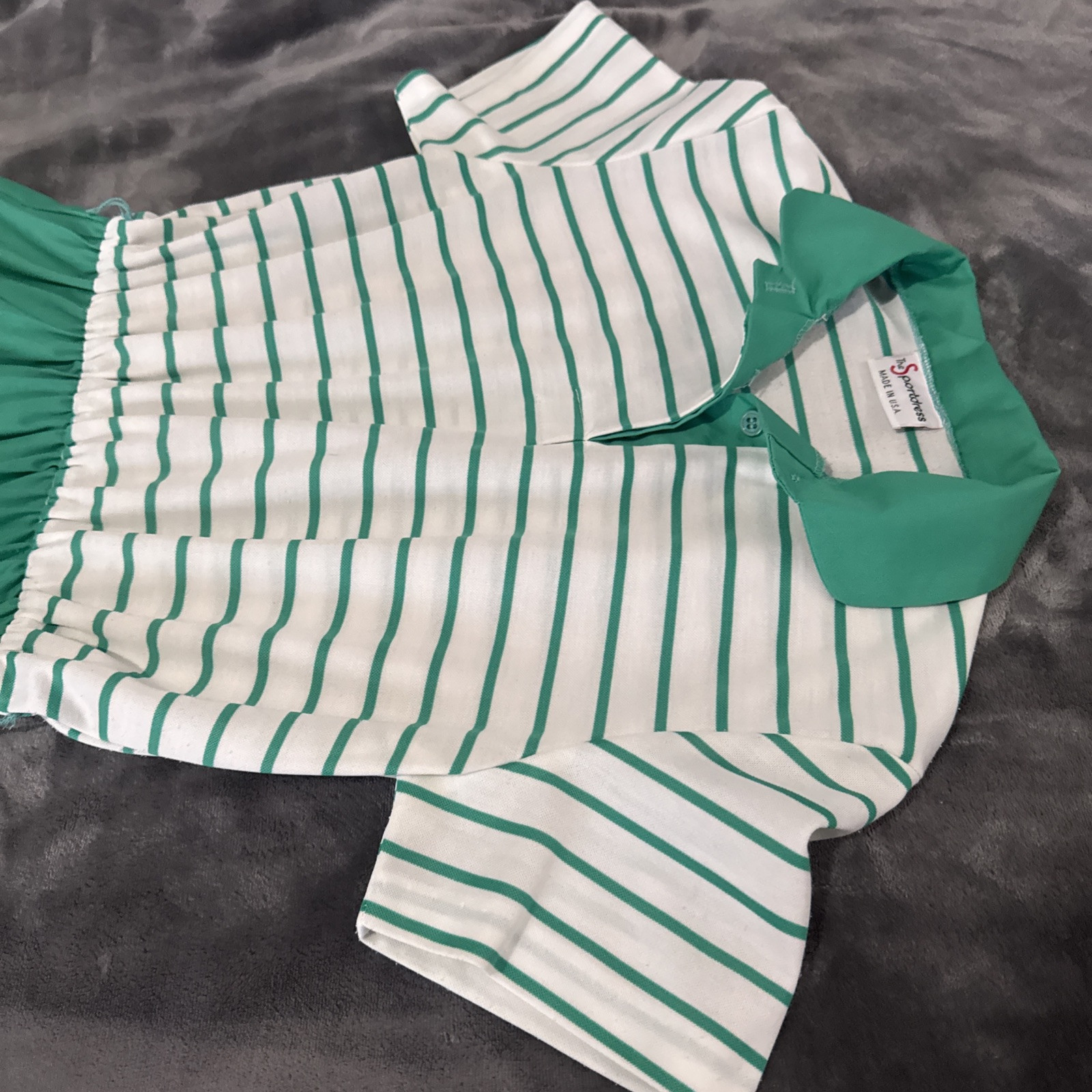 VTG „The Sportsdress” By Sears, Green, White Size Is Smaller. See Measurements.