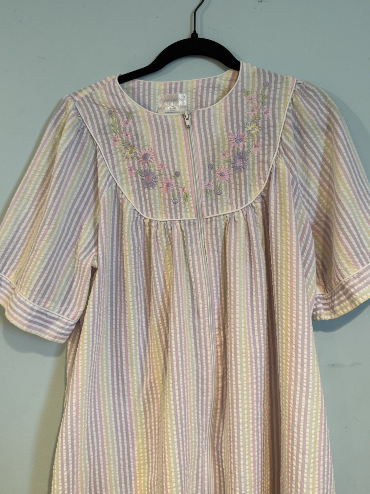 Vintage Cottage Core Fundamentals Nightgown Robe Size S Floral Embroidery Zip Up