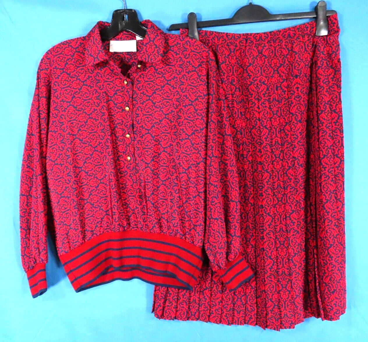 VTG Schrader RED & NAVY BLUE PRINT Dress Set BANDED HEM TOP & PLEATED SKIRT 8-P