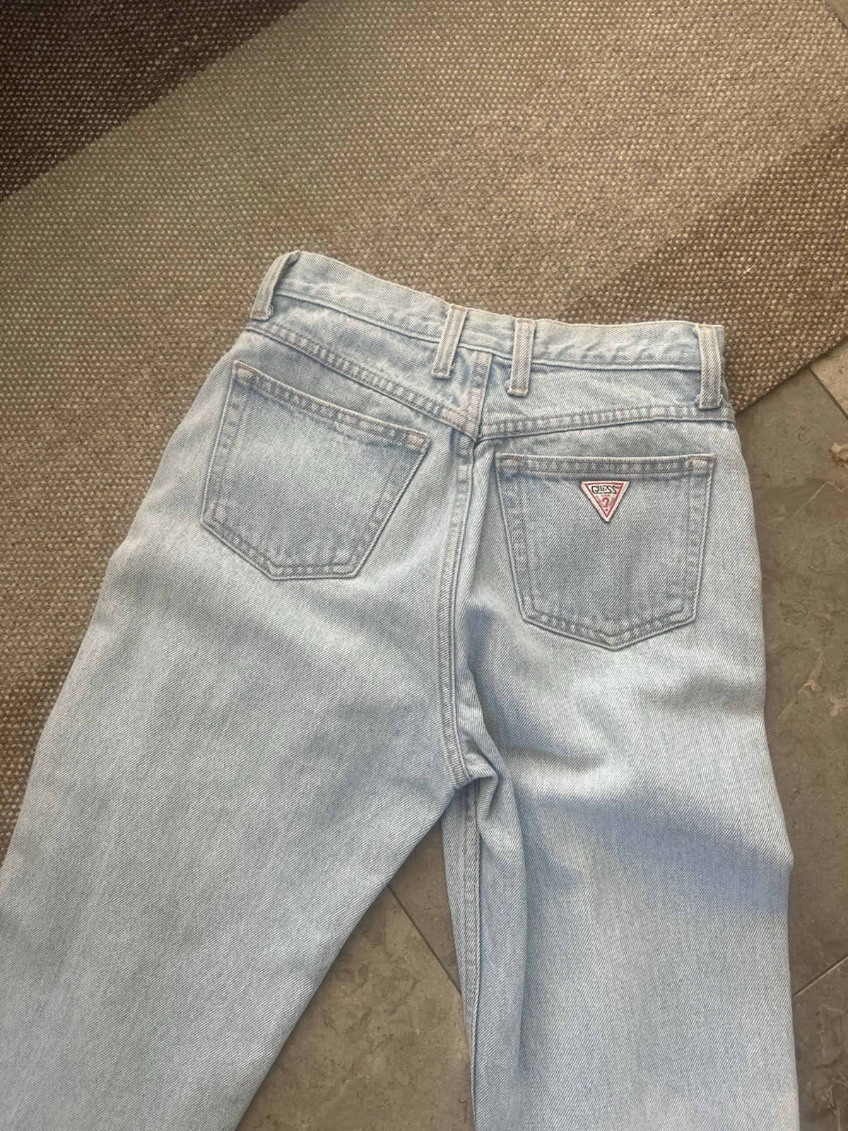 Vintage Guess DENIM JEANS Medium Wash Tapered High Waist 25 W X 27 L Zip Hem