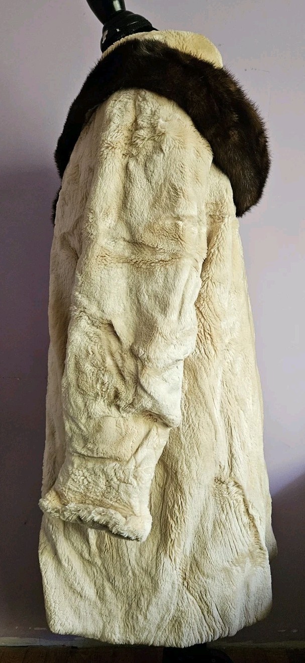 Vintage 1950s Schiaparelli Paris Blonde Rabbit Fur Coat Designer + Stole