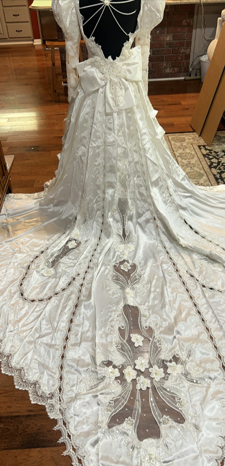 Vtg 80s Wedding Dress Beaded Puff Sleeve Bridal Gown Detachable Train Size 10