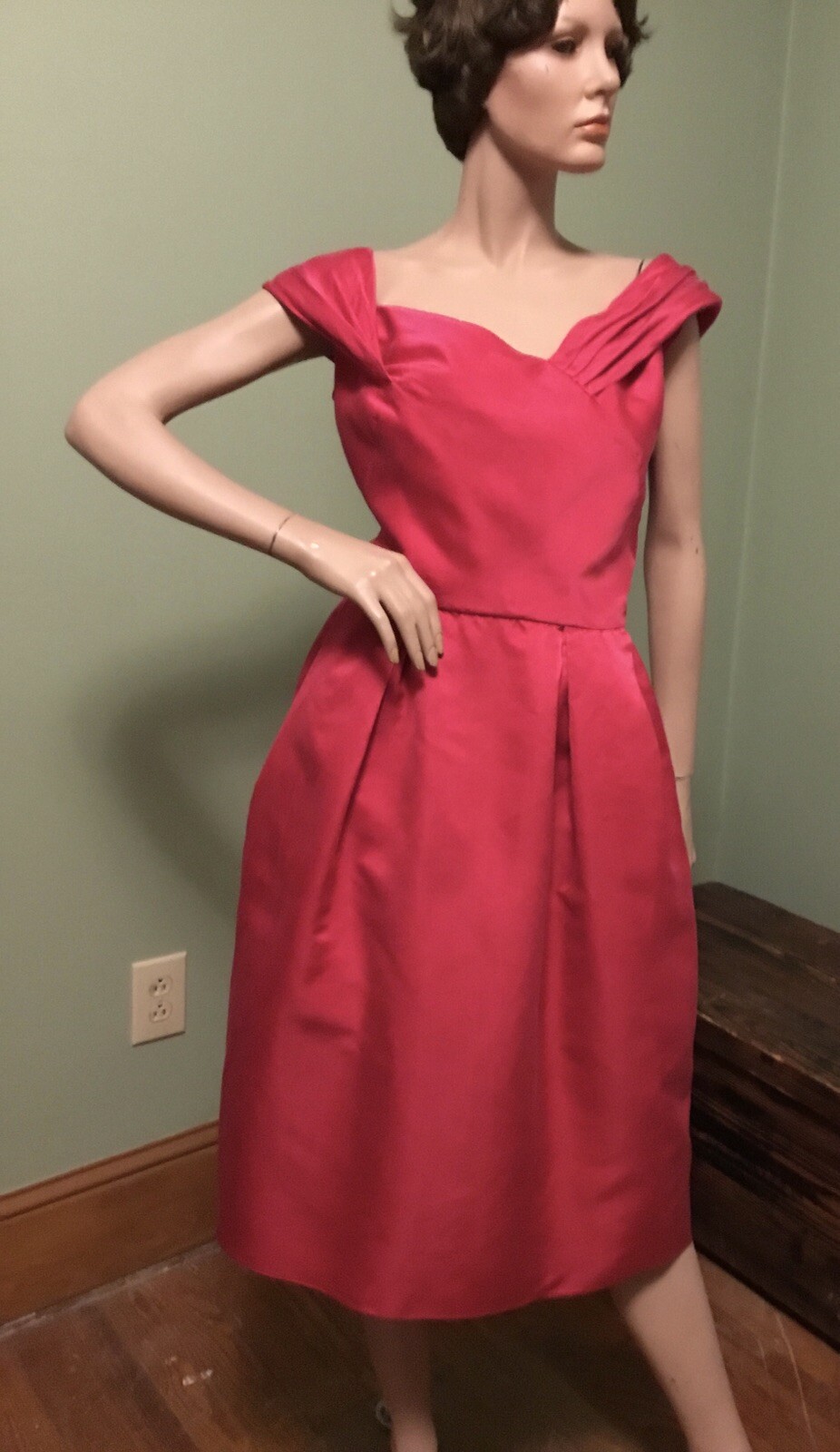Vintage 1950s Harvey Berin by Karen Stark Red￼￼￼ Silk Crinoline ￼￼Dress