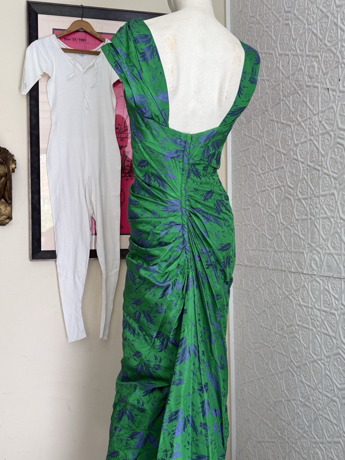 Ceil Chapman mermaid dress vintage designer gown glam 1950s midcentury Sarong S