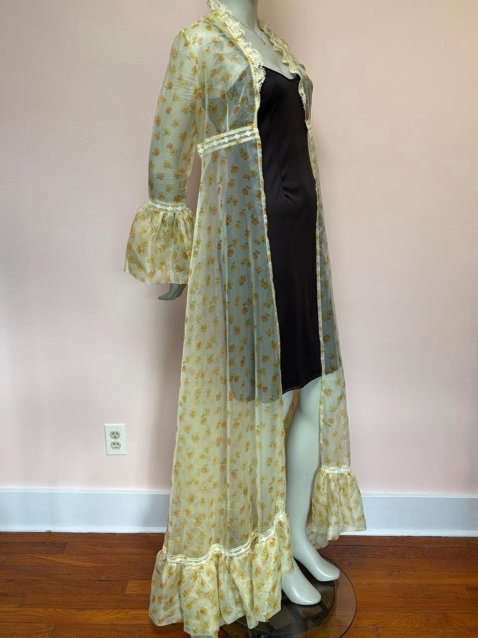 Vintage 70s Sheer Floral Maxi Hostess Gown Duster Dress Prairie Bell Sleeve S