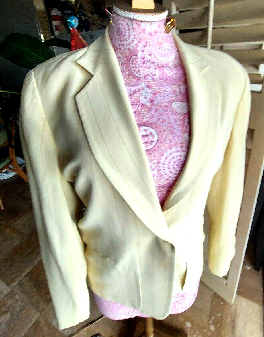 VTG Giorgio Armani Le Collezioni Italy sz 12 Beige cream pinstripe Blazer Jacket