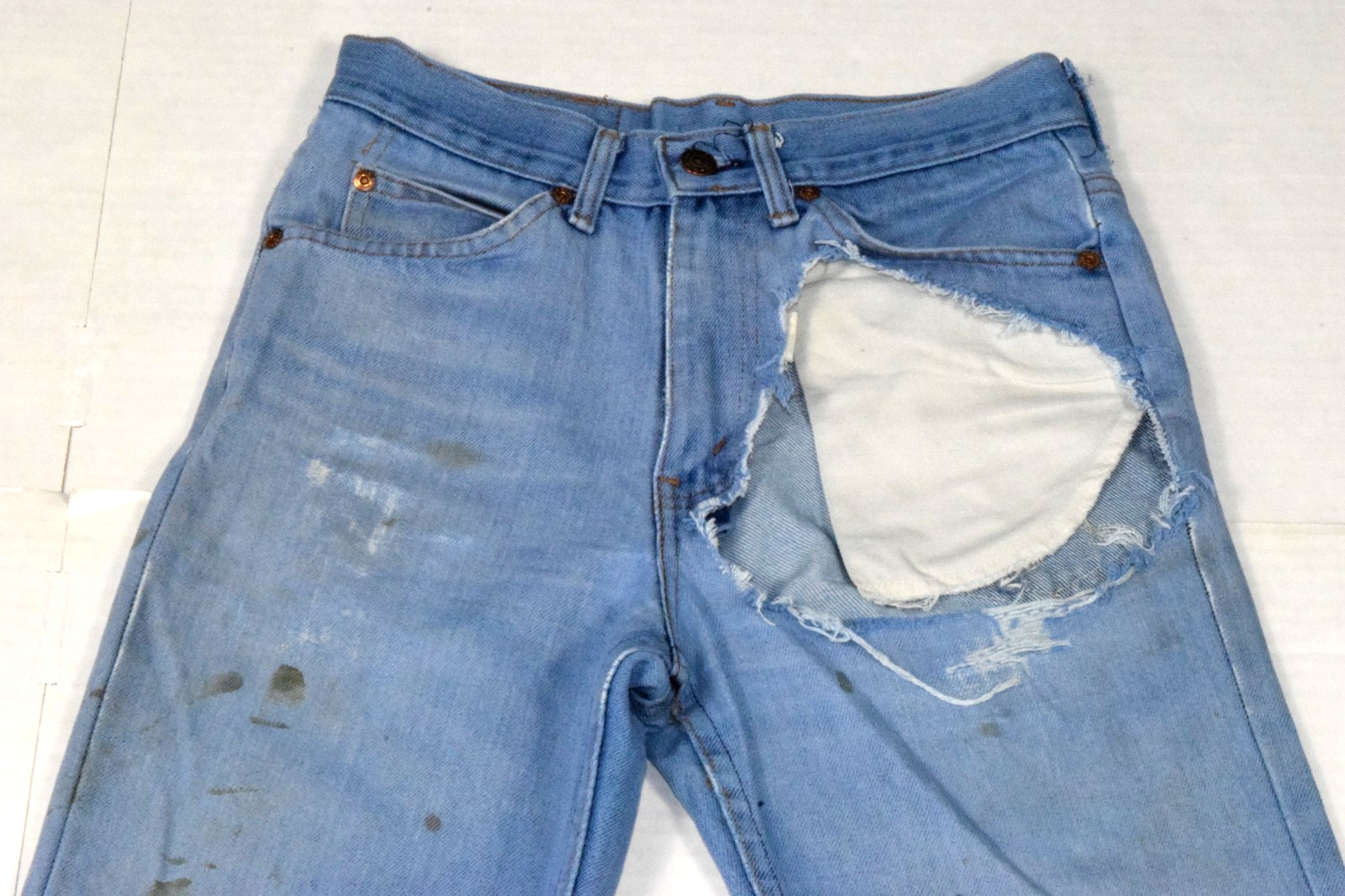 Vintage JCPenney Plain Pockets Jeans 27 x 30 70s Blue Bootcut Cowgirl Thrashed