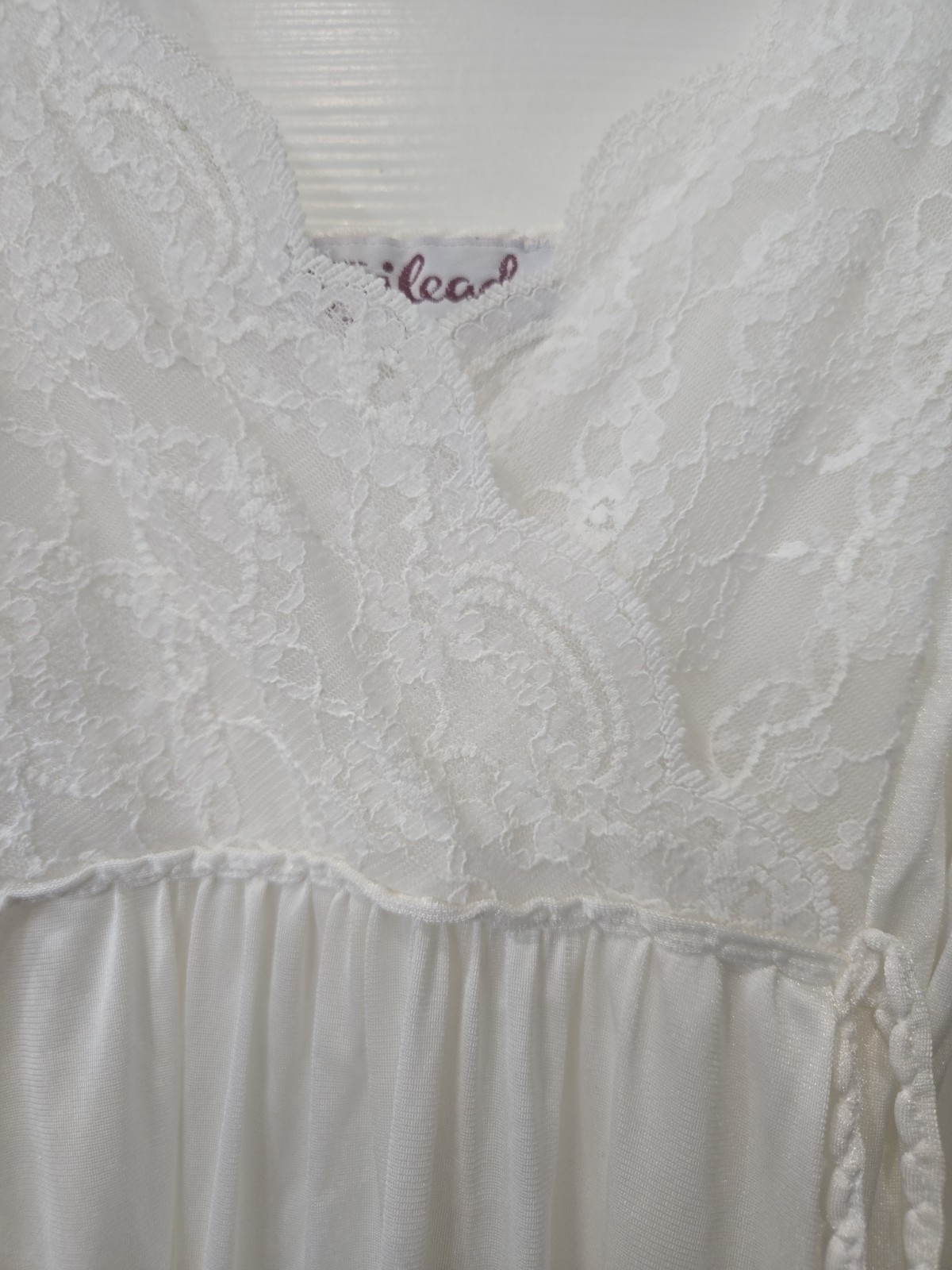 VTG 70’s Gilead White Empire Waist Nightgown Lace Slip Spaghetti Strap Sz Small