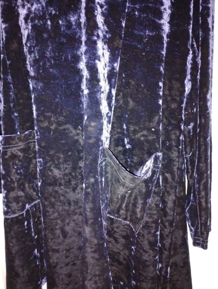 MODA INT’L Women’s Large A-Line Dress Blue Crush Velvet Long Sleeves Pockets VTG