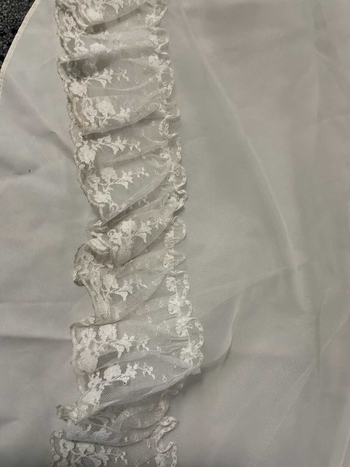 1960’s Vintage Wedding Gown Regal Neckline Delicate Lace Petite XS
