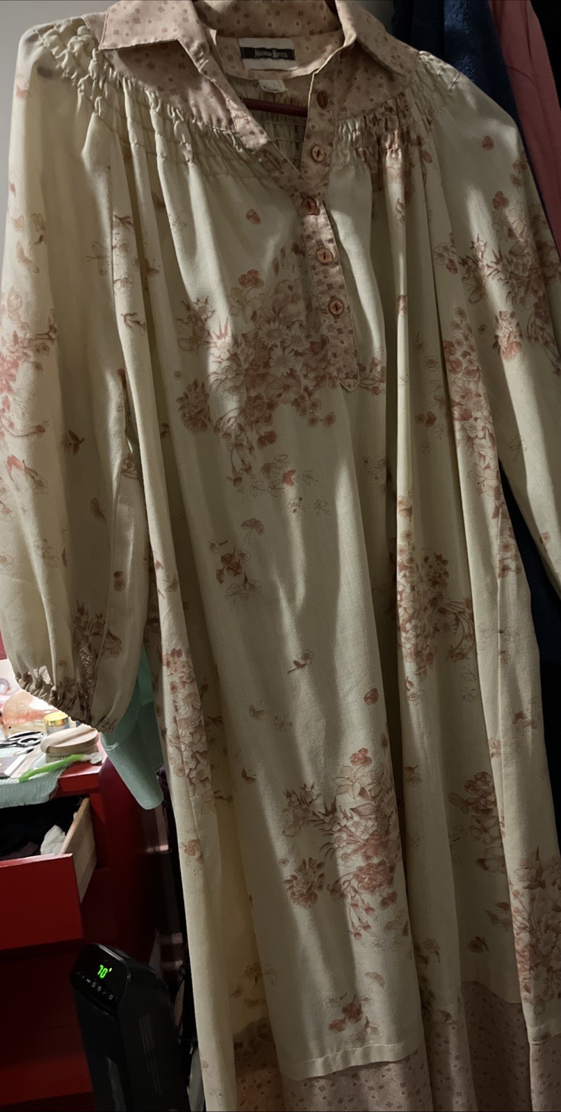 Womens Vint. Nightgown. SM. Nieman Marcus Boho Dressing Gown Prairie Look