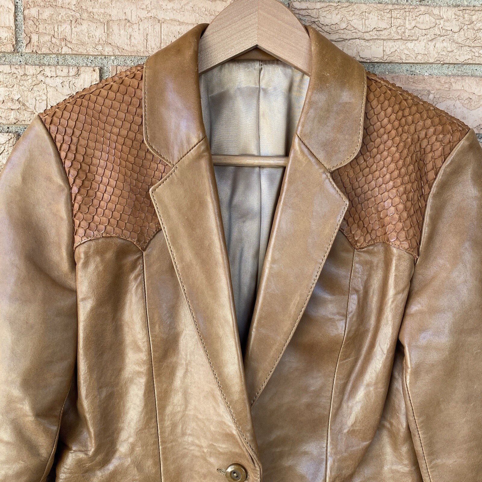 Lady Scully Tan Leather Lizard? Yoke Blazer Jacket size 8 Western 70s Cowhide?