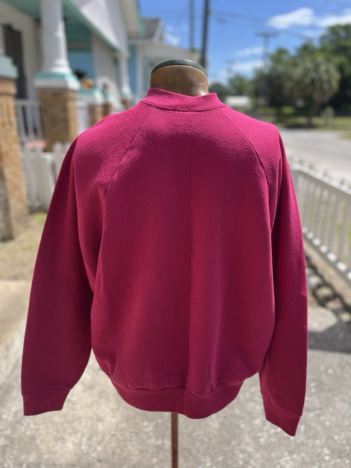 Vintage Blank Pink Crewneck Sweatshirt Cut Tag 25.5×27 90s Grunge Punk VTG