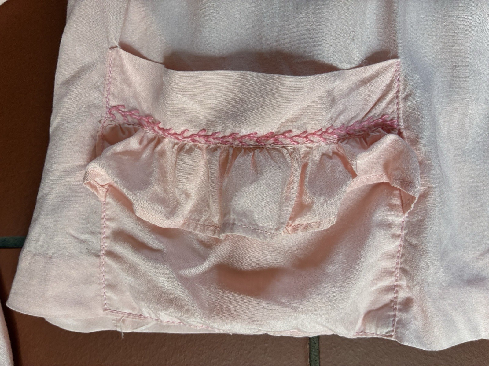 Vintage 40s/50s Handmade Pink Bed Jacket w Ruffle Collar & Embroidery