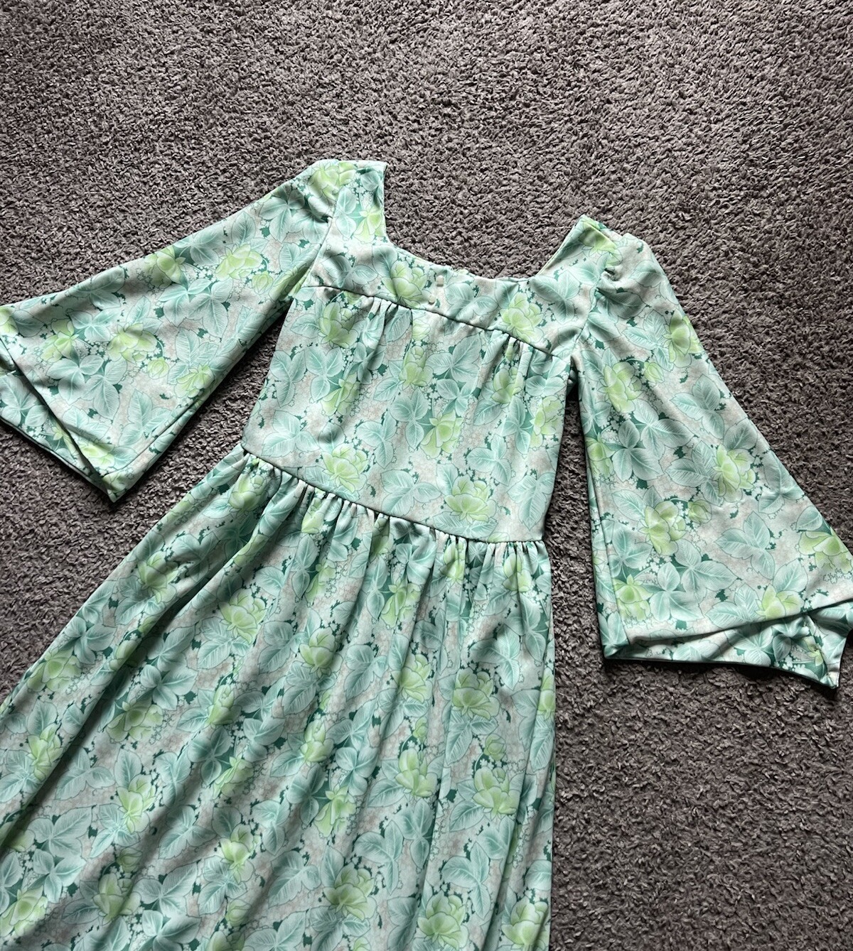 Vintage 70s Prairie Dress S/M Green Floral Maxi Flare Bell Sleeve Cottage Spring