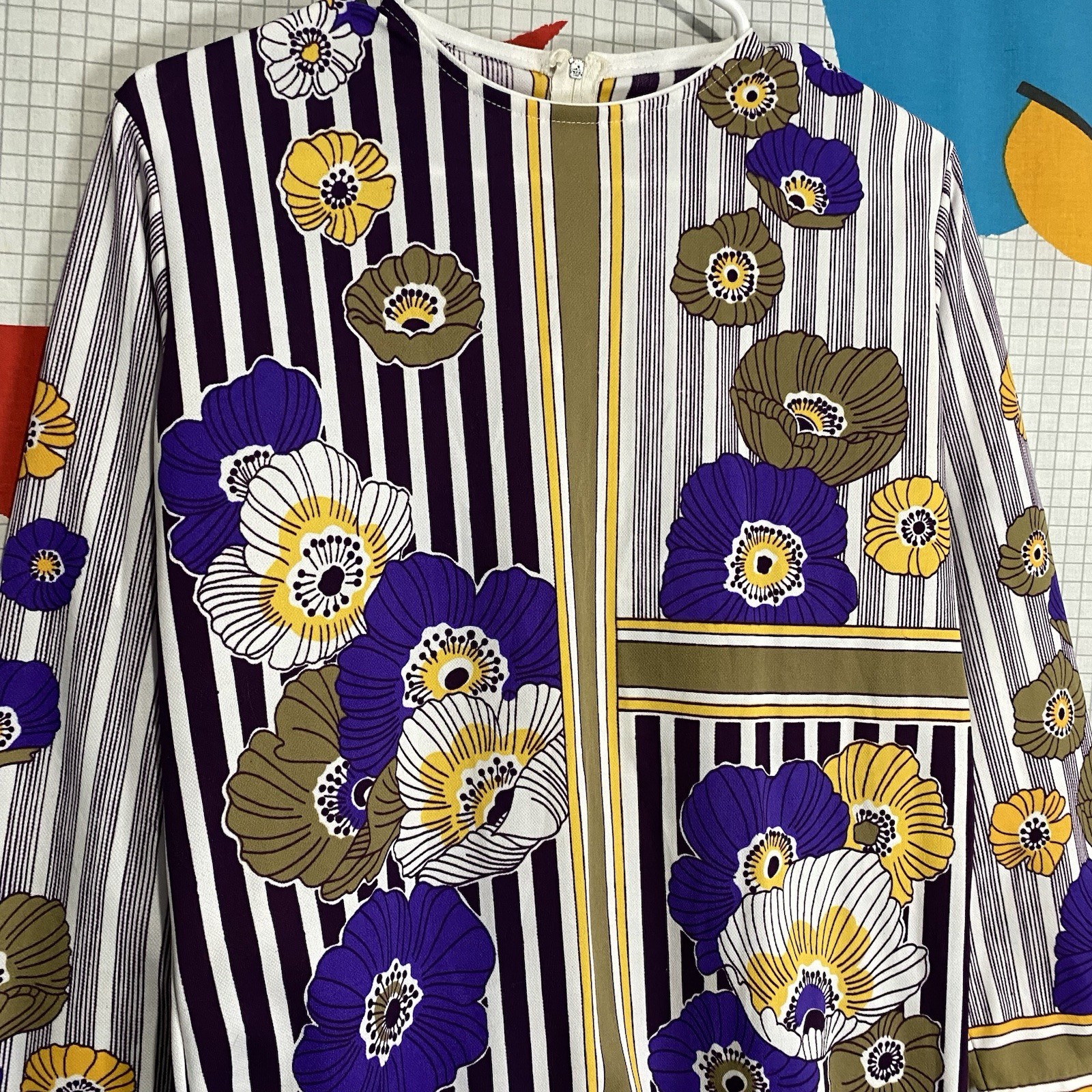 Vintage 60s Hawaiian Mod Shirt Top Medium Striped Gogo Floral Novelty Hippy Boho
