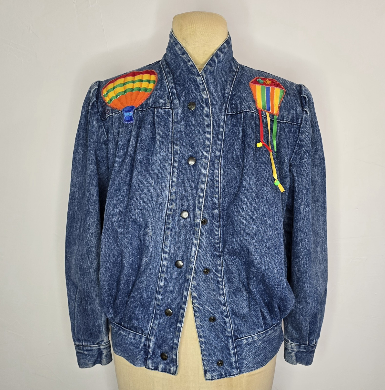 Bramble Lane Vintage Denim Jacket Sz Medium hot air Balloon applique puff paint